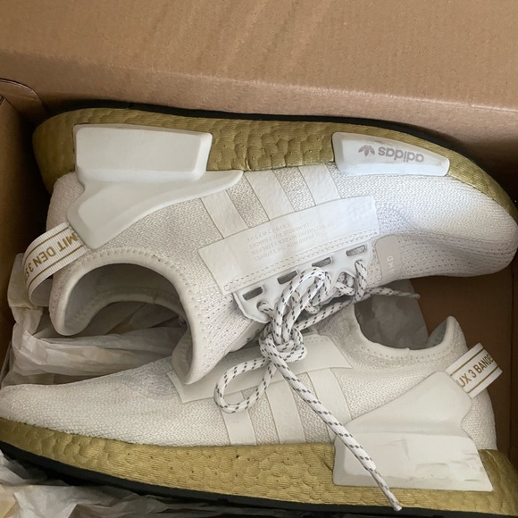 Adidas - Picture 2 of 4